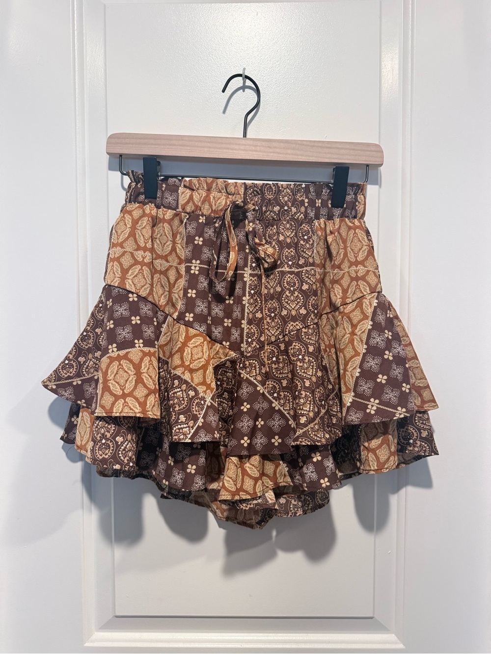 Amazon Women's Tiered Ruffle Patchwork Shorts in Brown and Tan